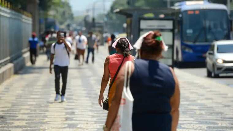 Inmet emite alerta de calor extremo e tempestades nos últimos dias do ano; saiba detalhes