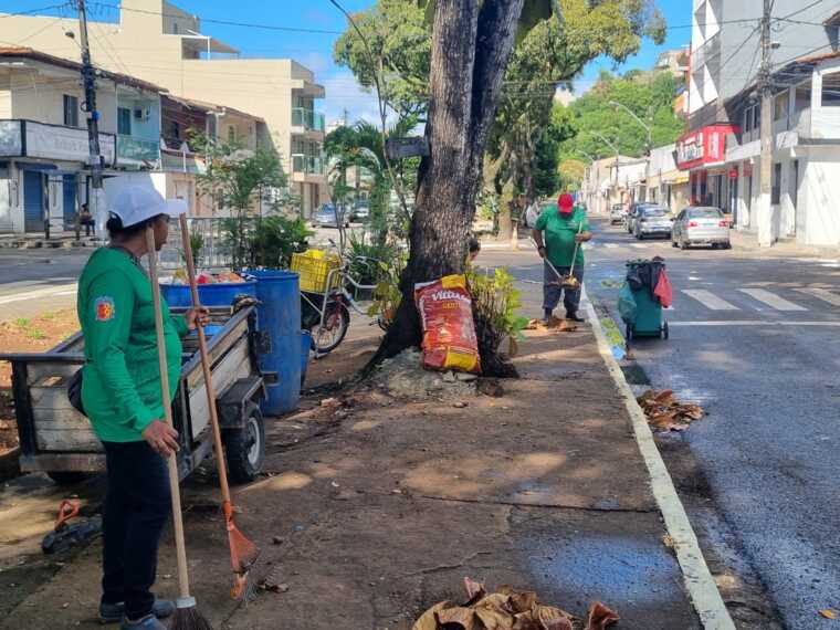 Prefeitura de Ilhéus garante limpeza no primeiro dia do Carnaval Ilhéus 2026*l
